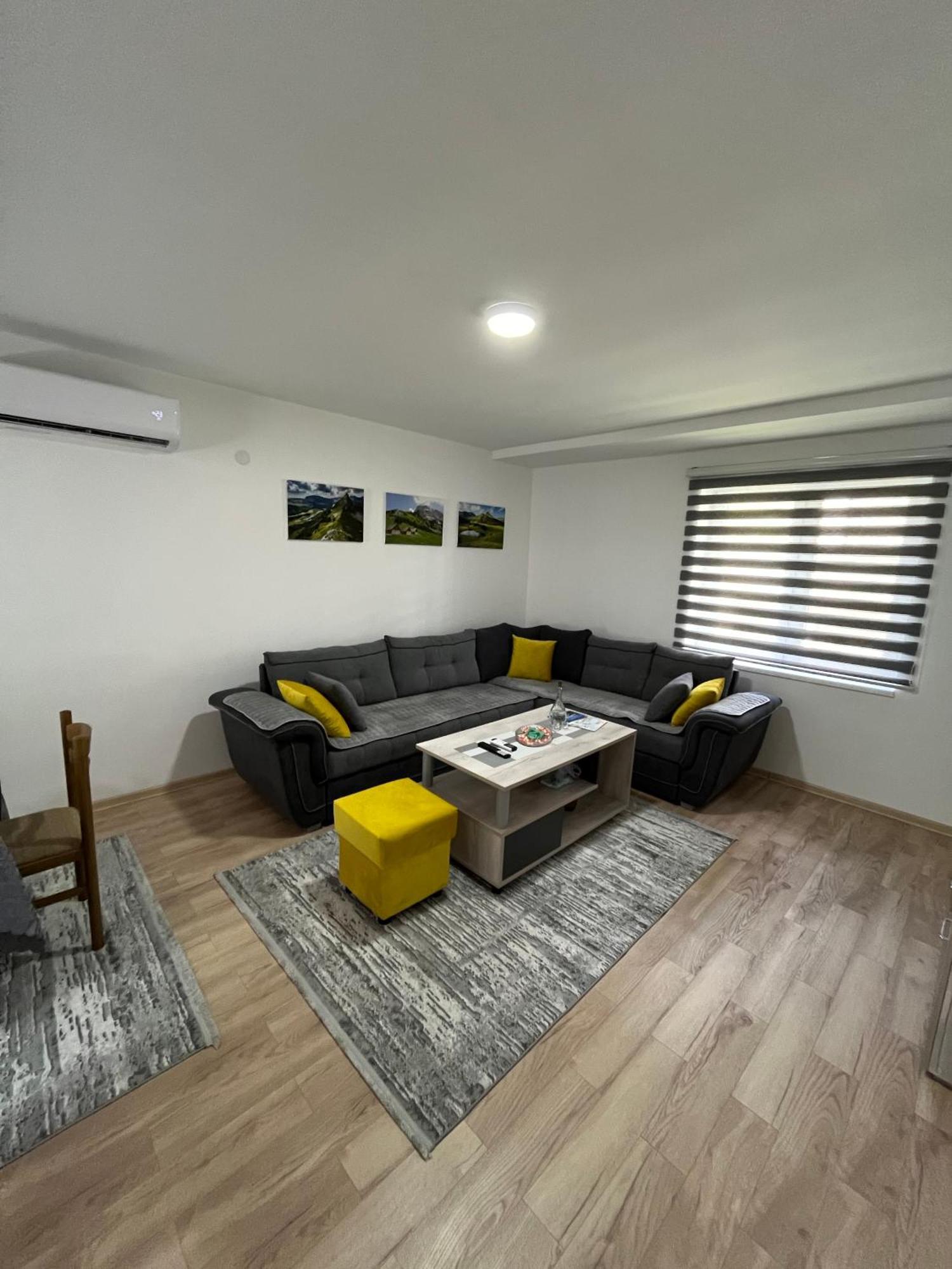 Apartman 4M Foca Bagian luar foto